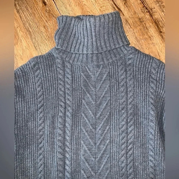 Elie Tahari • Cable Knit Turtleneck Sweater - Picture 3 of 11